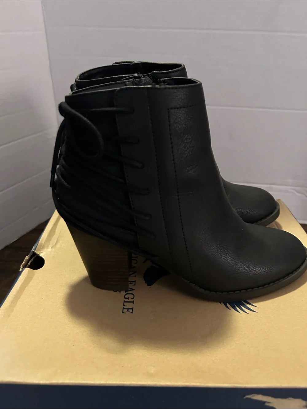 American Eagle Outfitters classic black